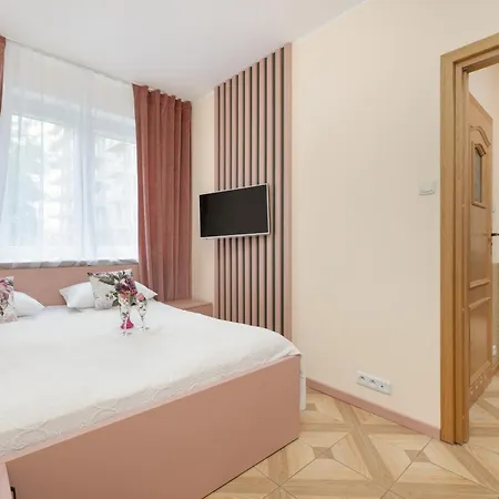 Wyjatkowy Z Parkingiem Blisko Morza By Renters Apartament